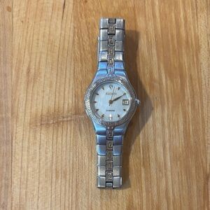 Elegant ladies Elgin diamond watch